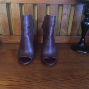 Vince Brigham Bordeaux Burgundy Peep Toe Bootie